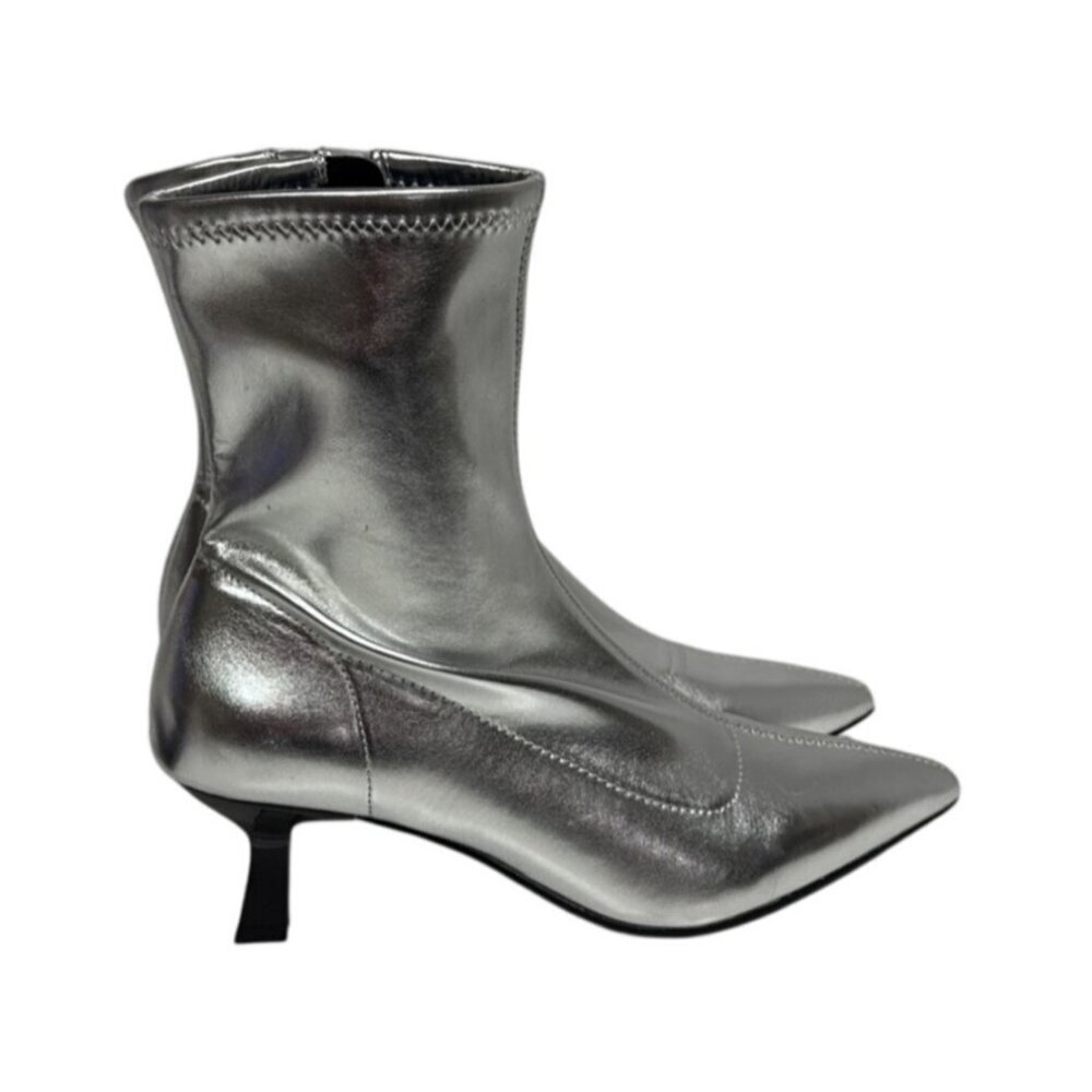 Abound Erinn Women's Boot Silver Pointed Toe Kitten Heel Zip Faux Leather Size 6